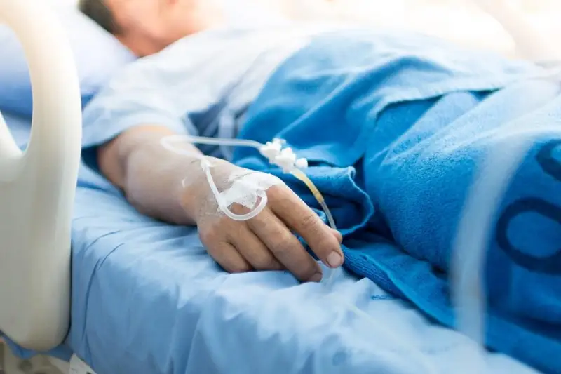 Elordada karantınde jatqan 2 naýqastyń jaǵdaıy aýyr – basqarma