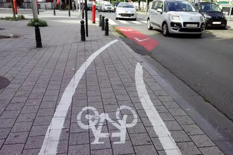 Brıýsselde qaıyrymdy jandar velosıped jolyn damytýǵa 800 myń eýro bóldi