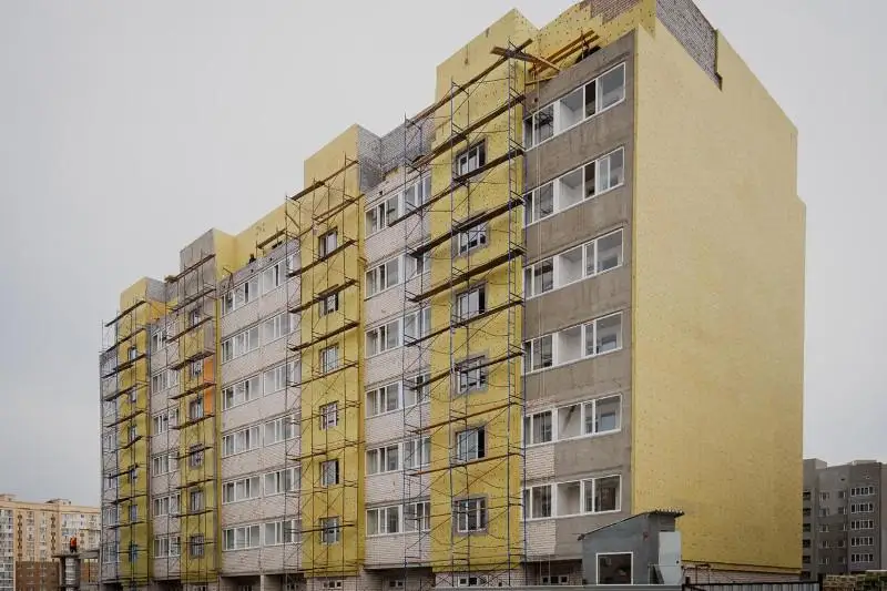 Altaı Kólginov uzaqqa sozylǵan qurylys qarqynyn arttyrýdy tapsyrdy