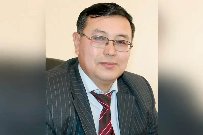 Qazaq ultynyń zııatker urpaǵy jeti jurttyń tilin, jeti túrli bilimdi bilýi tıis – Murat Sabyr