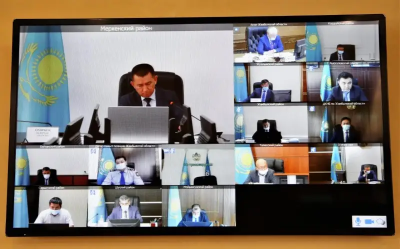 Aýqymdy tárbıe jumysy arqyly terrorızmniń aldyn alýǵa bolady – Berdibek Saparbaev