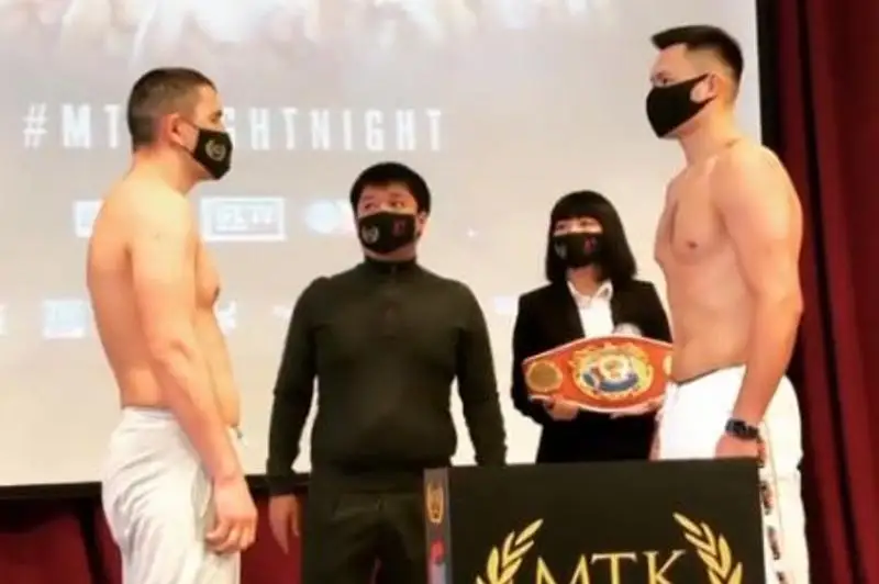 Qamshybek Qońqabaev WBO tıtýly úshin aıqas aldynda salmaq ólshedi
