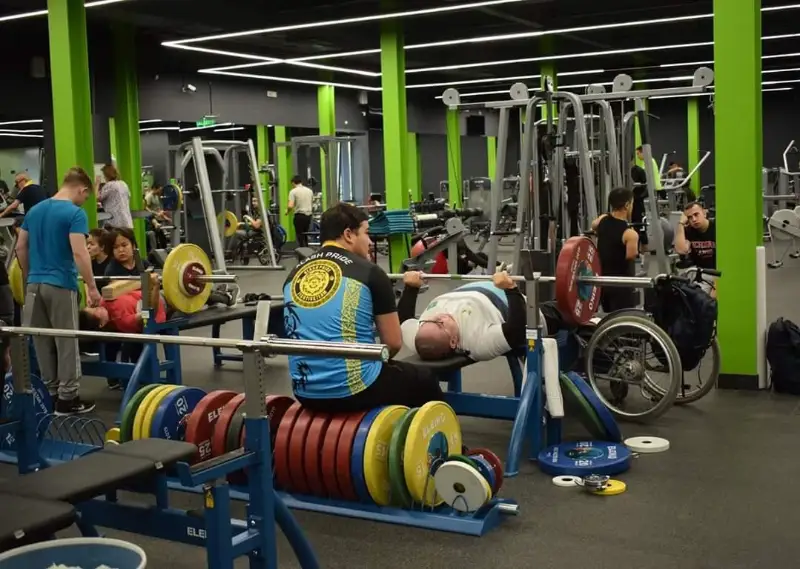 Parapaýerlıftıngten Álem kýbogy: Qazaqstandyq sportshylar qyzý daıyndyq ústinde