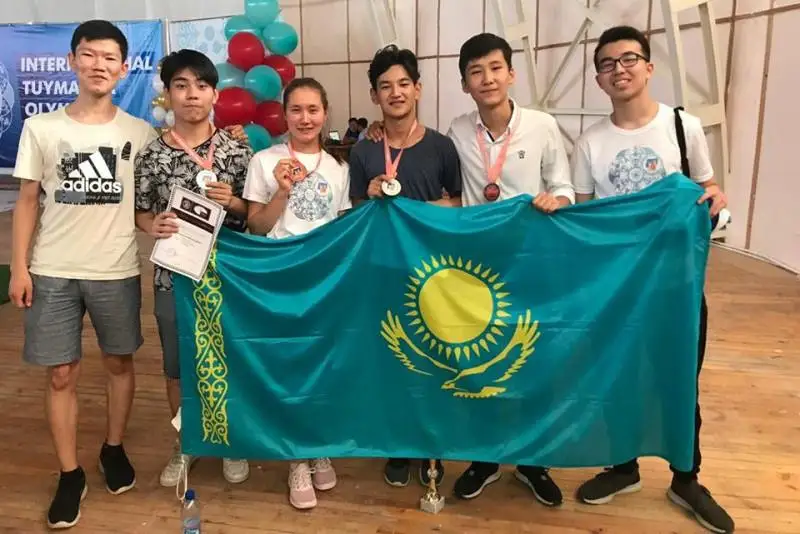 Qazaqstandyq órender halyqaralyq olımpıadada 2 altyn, 3 kúmis medal enshiledi