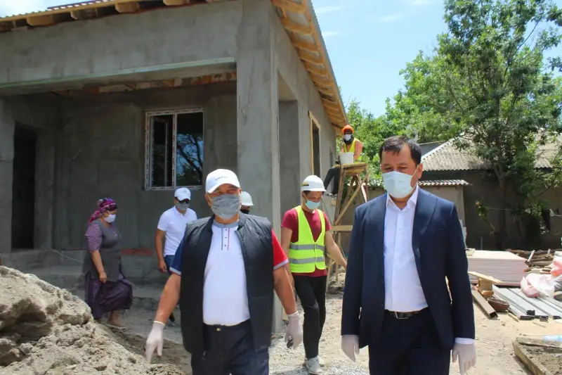 Tólebı aýdanynda sel shaıyp ketken 42 úı qaıtadan turǵyzylyp jatyr