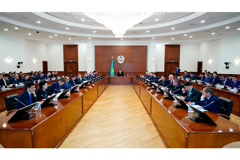 Úkimette Prezıdenttiń Qazaqstan halqyna Joldaýynyń basty baǵyttary qaraldy