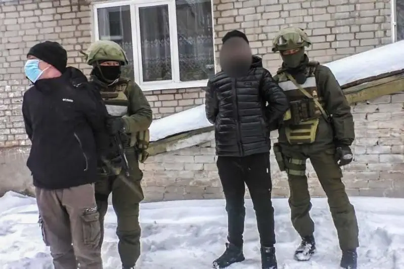 Өскеменде психотроптық заттарды саудалаған екі қарағандылық ұсталды