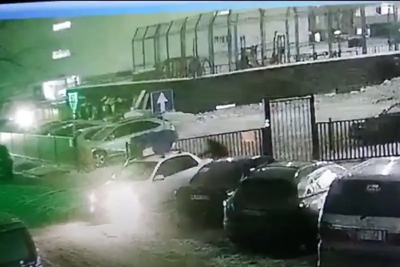 Elordada qaraqshylar JShS jumysshylaryna shabýyl jasap, 3 mln teńgeni alyp ketken