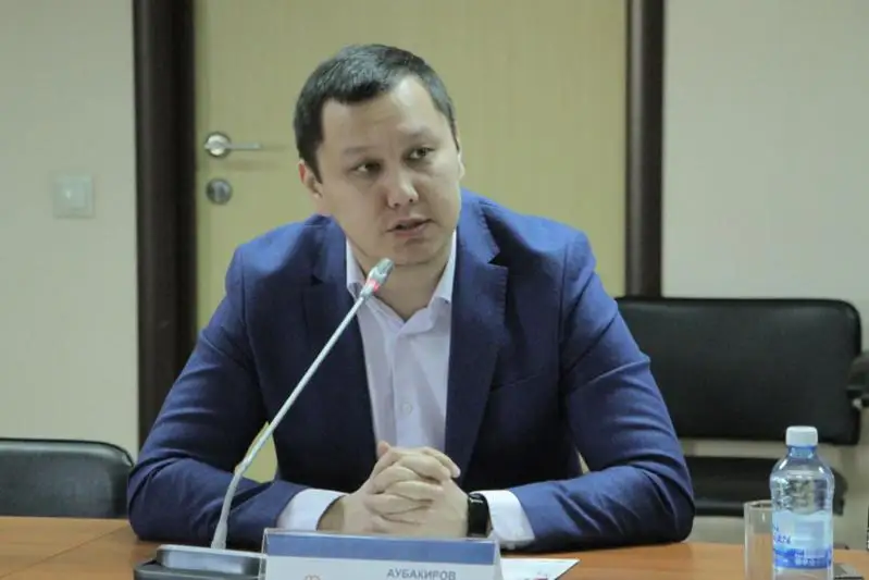 Qazaqstanda taýar satatyn sheteldik kompanııanyń ekologııalyq jaýapkershiligi bolýy kerek- Batyrbek Áýbákirov