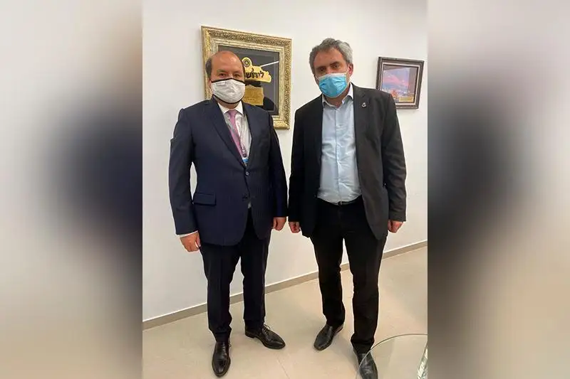 Tel-Avıvte ekonomıkalyq yntymaqtastyq jáne koronavırýspen kúres máselesi talqylandy