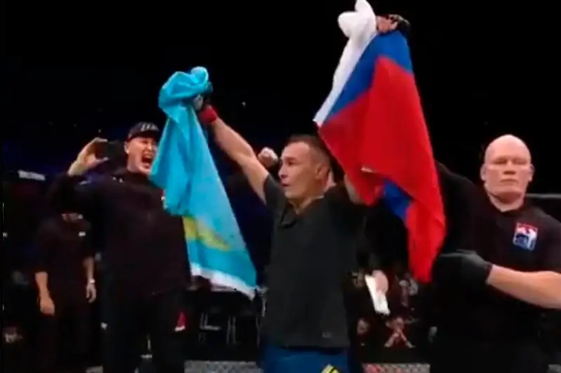 UFC: Ismaǵulov jeńisinen keıin Qazaqstan men RF Týlaryn alyp shyqty