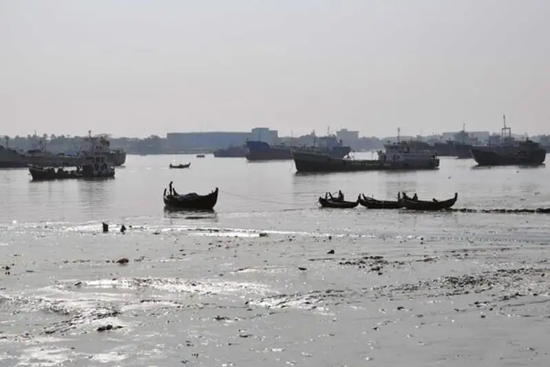 Bangladeshte qaıyq apatqa ushyrap, 17 adam opat boldy