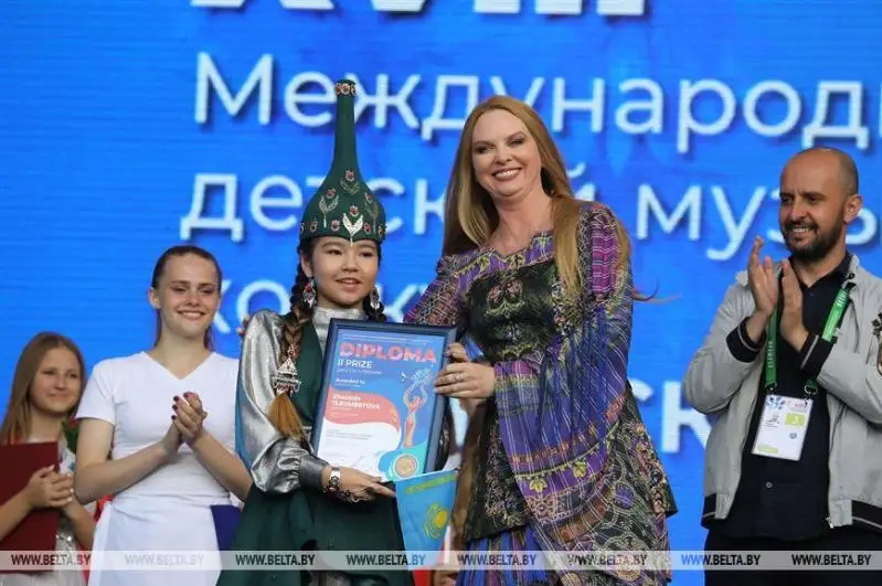 Jasmın Tileýmbetova «Slavıan bazary» konkýrsynda júldege ıe boldy