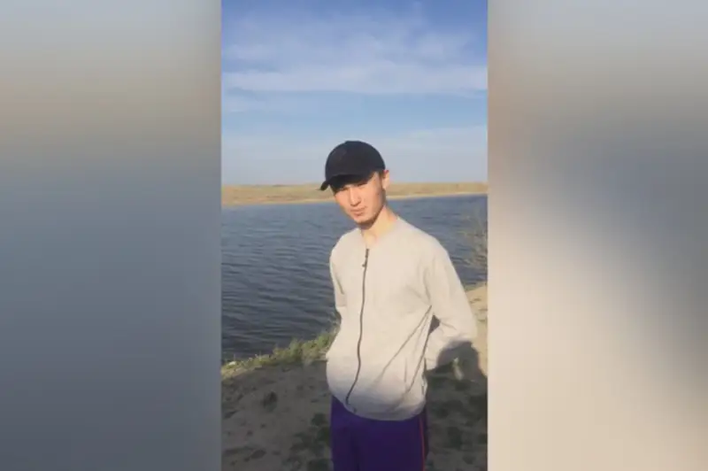Aqtóbelik stýdent sýǵa batyp bara jatqan balany qutqaryp qaldy