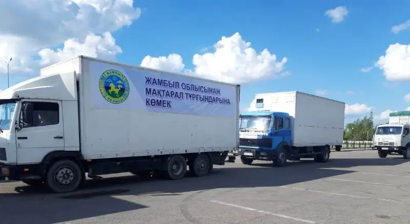 Жамбылдықтар Түркістан облысына азық-түлік, киім-кешек жіберді