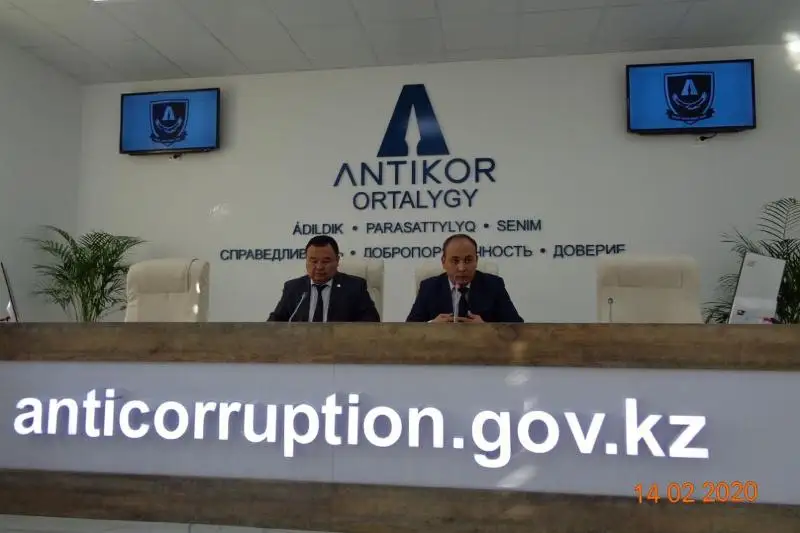 Jalǵan málimetpen sýbsıdııa alǵan jambyldyq sharýalar jazalandy