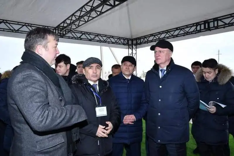 Роман Скляр Шымкентті дамыту бағытындағы жұмыстармен танысты