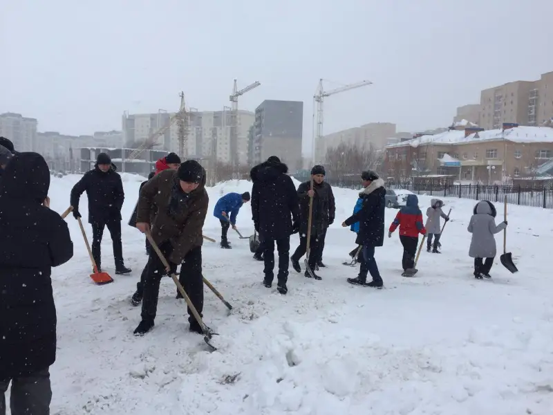 Astana LRT qyzmetkerleri «Biz birgemiz» aktsııasyna qatysty