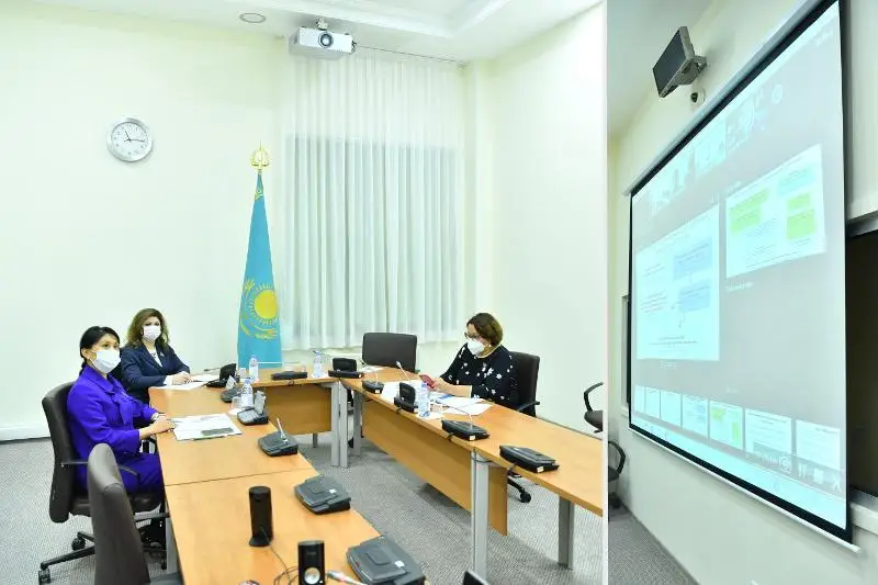 BUU konferentsııasy: Májilistegi áıel depýtattar genderlik teńdikti talqylady