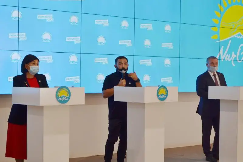 Praımerız: SQO-da 600-den astam adam debatqa qatysyp jatyr