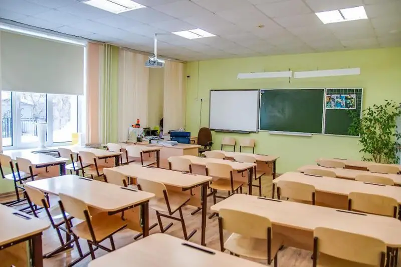 Qostanaıda eki mektepke Abaı men Ybyraı Altynsarınniń esimi berildi