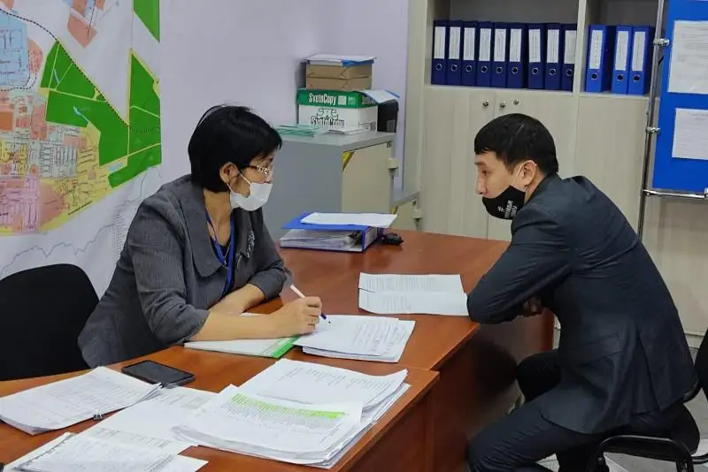 Beıpartııalyq saılaýdy baıqaý ortalyǵy aýmaqtyq saılaý komıssııalarymen kezdesti