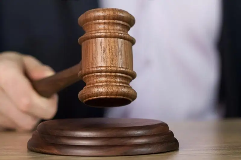 Meni tiri dep tanysyn: Qostanaı turǵyny óziniń ólmegenin sotta dáleldedi