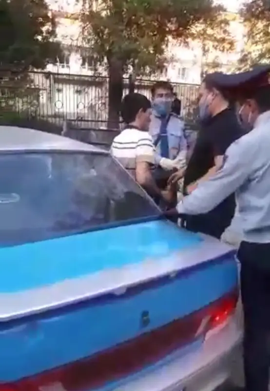 Kentaýda tótenshe jaǵdaı kezinde tártip saqshylaryna qarsylyq kórsetken turǵyn ustaldy
