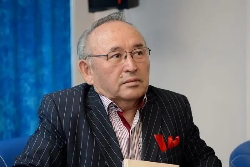 Nesipbek Aıtuly: Saılaýda jeńgender el múddesin bárinen bıik qoıady dep senemin