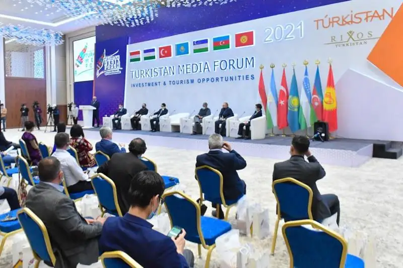 Túrkistanda ınvestıtsııalyq jáne týrıstik múmkindikter taqyrybynda halyqaralyq medıa forým ótti