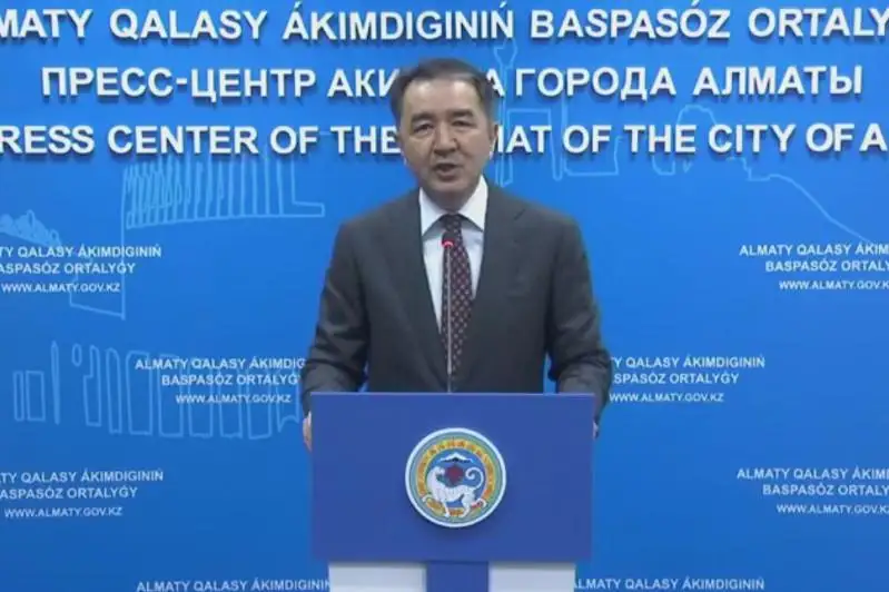 Almaty ákimi karantınniń kúsheıtilýine baılanysty turǵyndarǵa úndeý joldady
