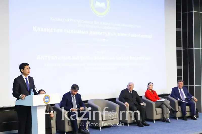 Mektepten tys uıymdardy básekelestik ortaǵa berýdi toqtatý kerek - Aımaǵambetov