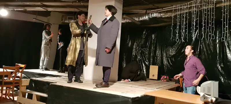 Elordalyq jastar ózderiniń jańa teatryn ashty
