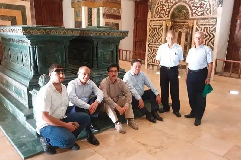 Qazaqstandyq delegatsııa Damask qalasyndaǵy ál-Farabı kesenesine bardy