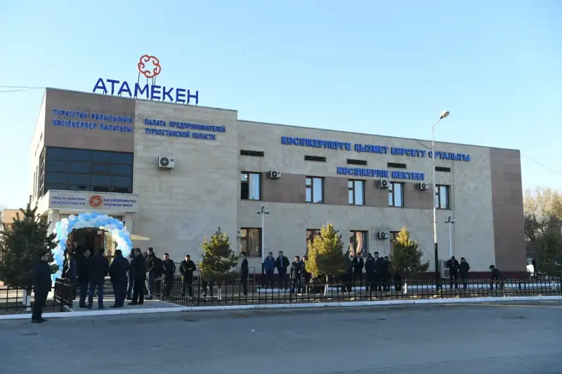 SQO-da «Іskerlik baılanystar» jobasy aıasynda kásipkerler sertıfıkat aldy