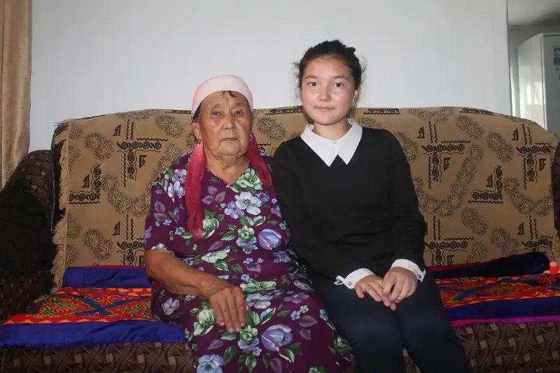 Tyl eńbekkeri Maıra Qusaıynova: Bir úzim nan tabylsa da shúkirshilik ettik