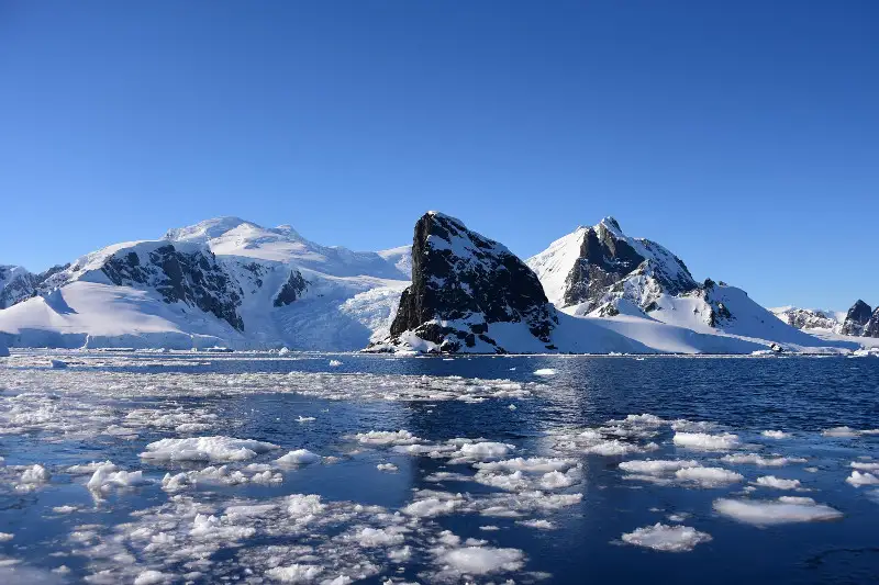 Antarktıkada temperatýra alǵash ret 20 gradýstan joǵary  kóterildi