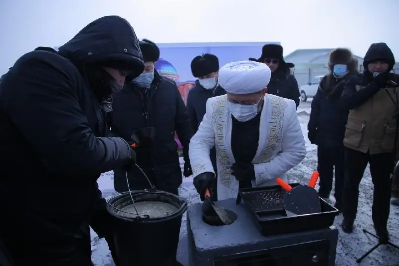 Atyraý oblysynda 500 oryndyq Qaıtpaı Sultan meshitiniń irgetasy qalandy