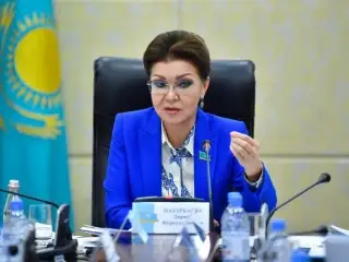 Darıǵa Nazarbaeva: Josparly ekonomıkadan ketsek te, ákimdikter tsıfrlardy oıdan shyǵaryp otyr
