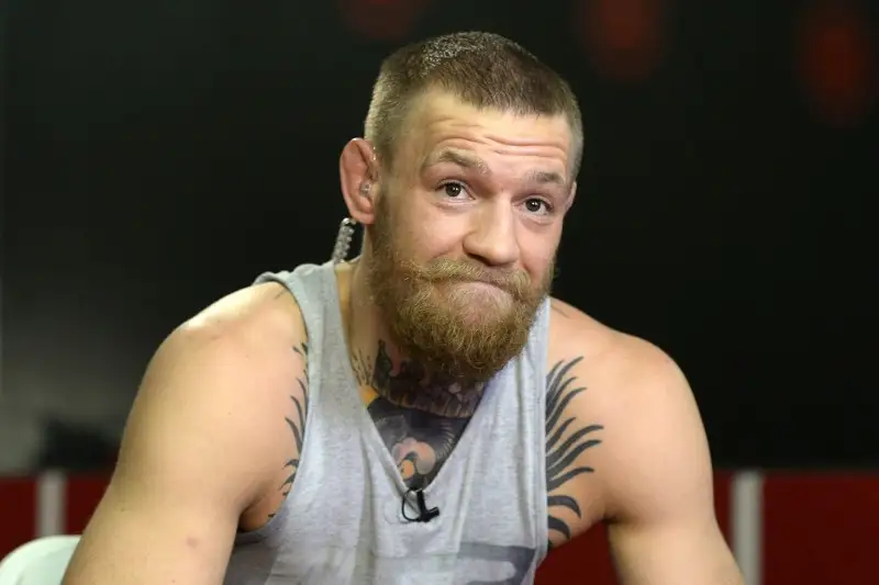 Konor MakGregor sporttyq mansabyn aıaqtady
