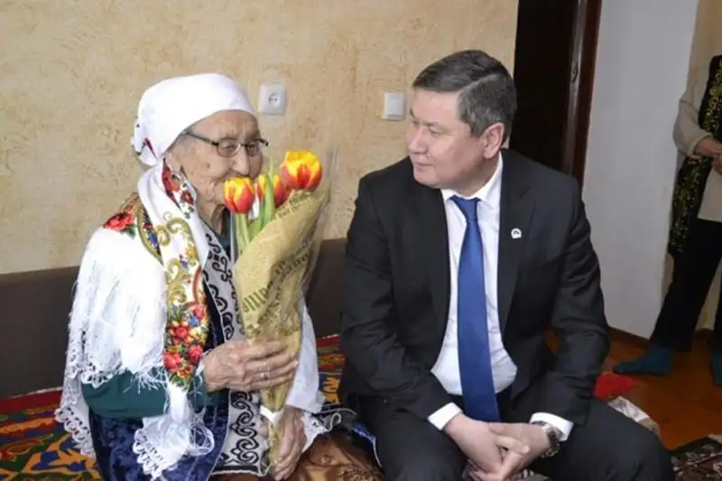 Qıyn-qystaý jyldary naýryz kójeniń ornyna bylamyq jasap atap ótetin – 110 jastaǵy ájeı