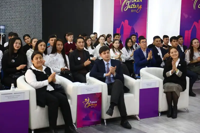 Túrkistan jastary «Ózin-ózi basqarý» uıymynyń alǵashqy otyrysyn ótkizdi