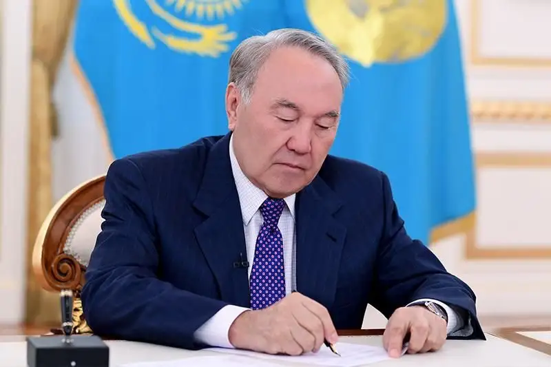 Елбасы «Nur Otan» Саяси кеңесі Бюросының отырысын шақыру туралы Қаулыға қол қойды