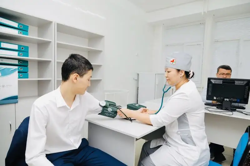 Shymkentte oqýshylarǵa kórsetiletin medkómekke 1 mlrd teńgeden astam qarjy bólindi