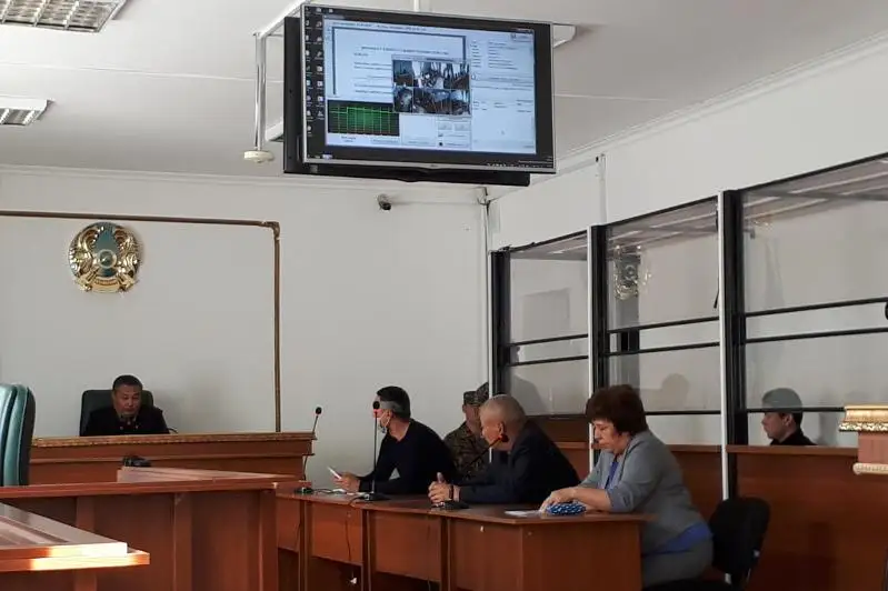 Aqtóbede aýyldasyn óltirgen mektep oqýshysyna qatysty sot otyrysy bastaldy