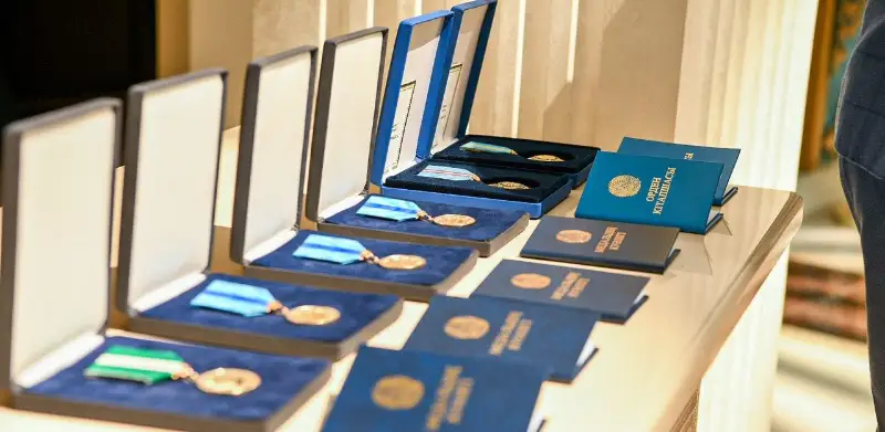 Oraldyq dárigerlerge memlekettik nagradalar tabys etildi