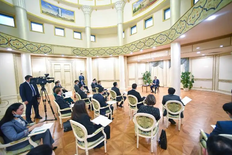 Senat janynan Jas sarapshylar klýby quryldy