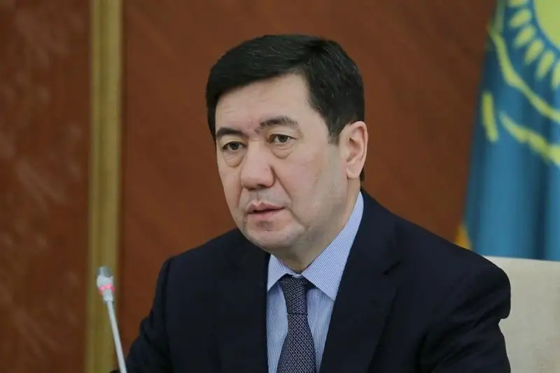 Erlan Qoshanov: AÁK-ti paıda tapqysy kelgender emes, muqtaj jandar alýy tıis