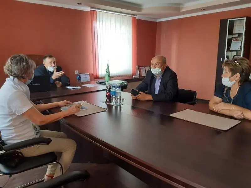 «Qoldaý» kásipkerlerdi qoldamaı otyr: máselege partııa aralasty