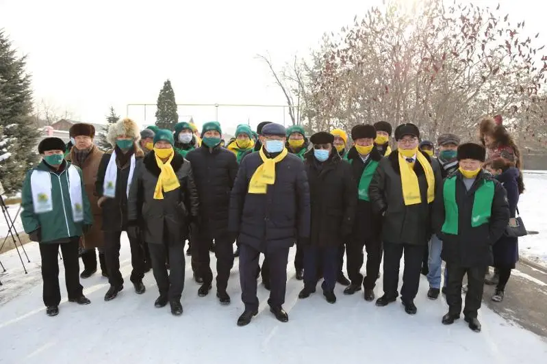 «Aýyl» partııasynyń ókilderi Almaty oblysyndaǵy jumysshylarmen kezdesti